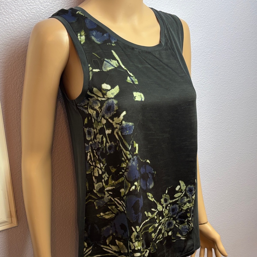 Simply Vera Vera Wang Black and Blue Floral Tank Top
